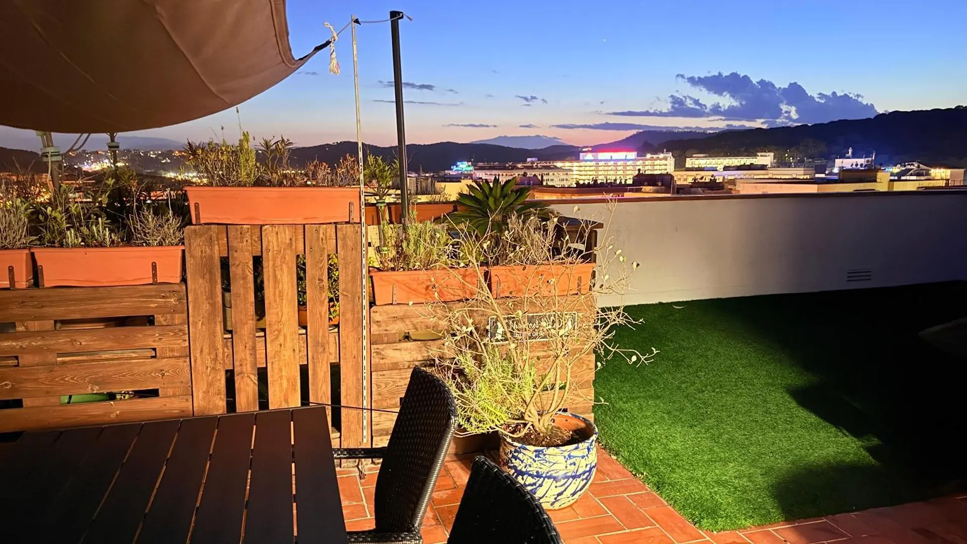 Sunset View Penthouse Unforgettable Getaway New In Lloret-De-Mar Lloret de Mar Apartman